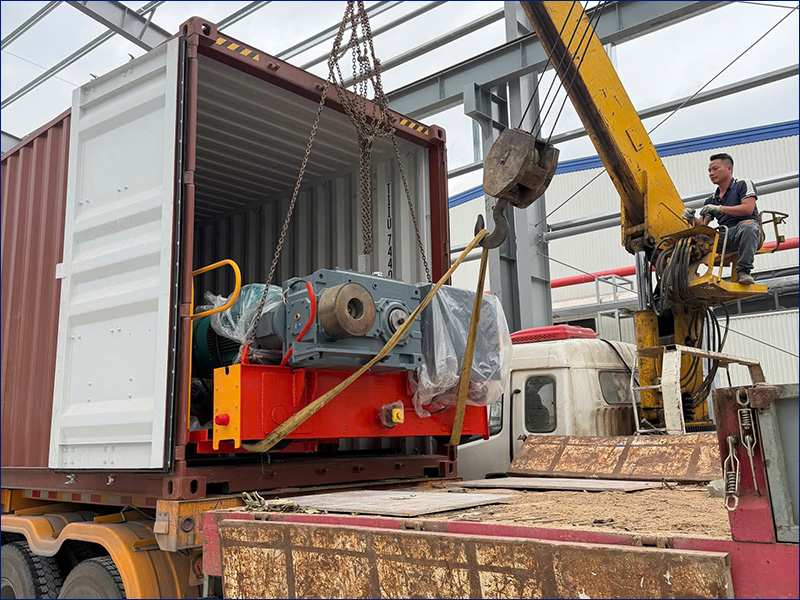 CÔNG TY TNHH LOGISTICS VINAFAST